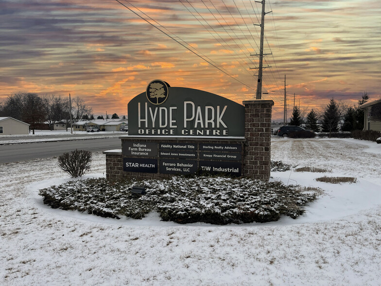 9522 Lima Rd, Fort Wayne, IN à louer - Photo de l’immeuble – Image 3 sur 16