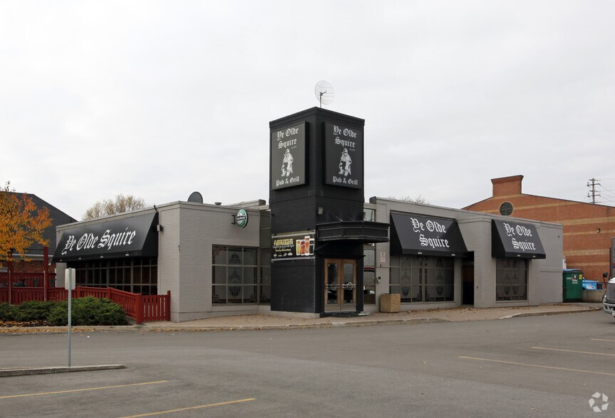 3537 Fairview St, Burlington, ON à louer - Photo de l’immeuble – Image 3 sur 8