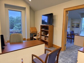 2018 Eastwood Rd, Wilmington, NC à louer Photo intérieure– Image 1 sur 10