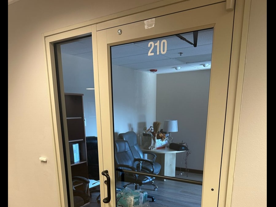 400-404 Bradley Blvd, Richland, WA à louer Photo intérieure– Image 1 sur 7