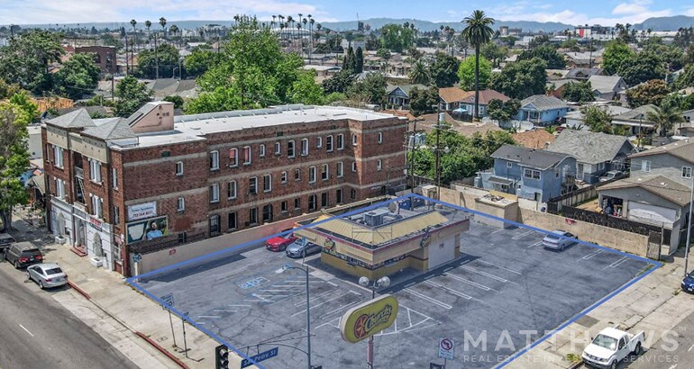 261 E Vernon Ave, Los Angeles, CA à louer - Photo de l’immeuble – Image 1 sur 3