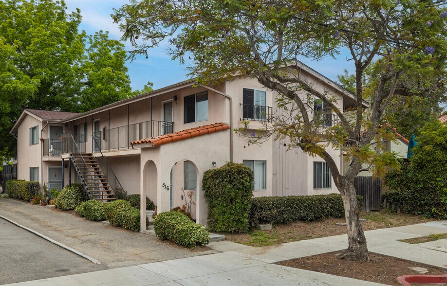 516 W Junipero St, Santa Barbara, CA à vendre - Photo de l’immeuble – Image 1 sur 6
