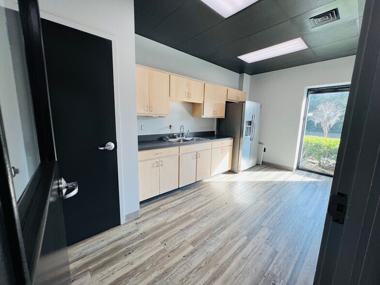 444 Deanna Ln, Charleston, SC à louer - Photo intérieure – Image 2 sur 13