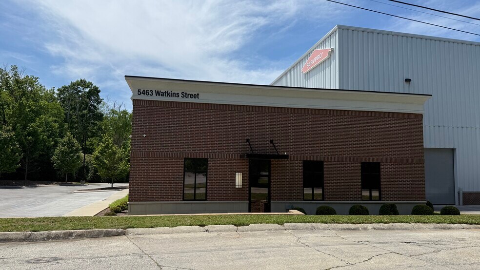 5463 Watkins St, College Dale, TN à louer - Photo de l’immeuble – Image 3 sur 26