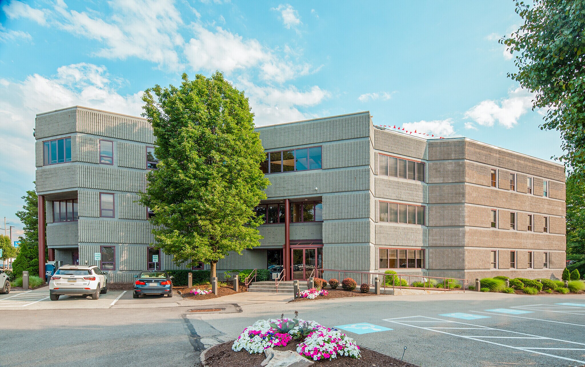 10475 Perry Hwy, Wexford, PA à louer Photo principale– Image 1 sur 14