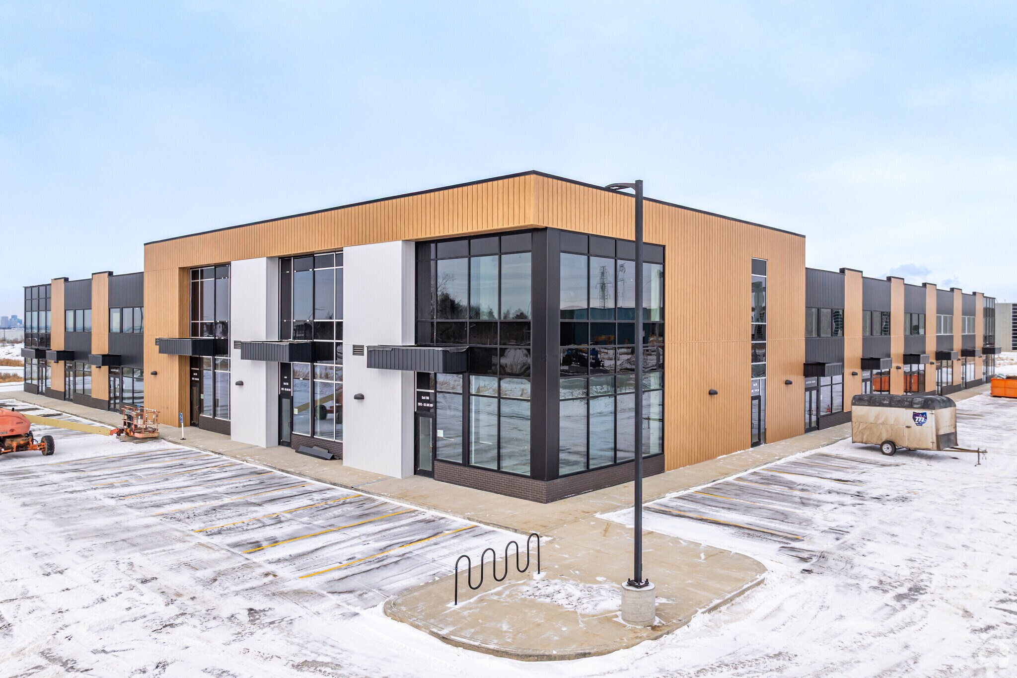 2943 50 Av NW, Edmonton, AB à vendre Photo principale– Image 1 sur 3