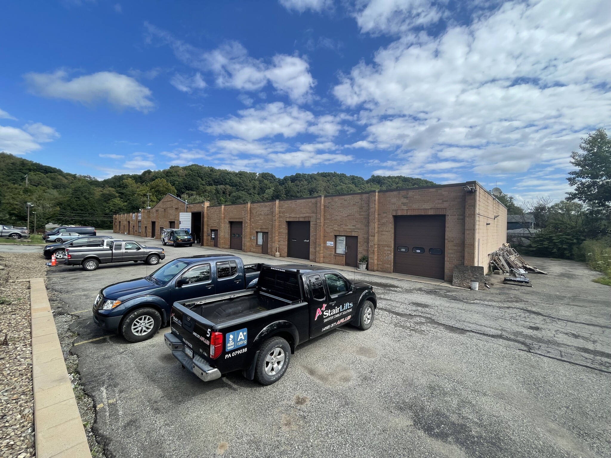 2828 Broadway St, Monroeville, PA à louer Photo de l’immeuble– Image 1 sur 3