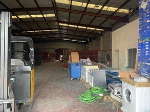Industriel/Logistique dans Azuqueca de Henares, Guadalajara à louer Photo intérieure– Image 2 sur 3