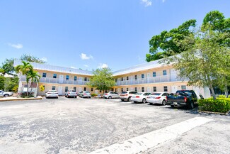 Plus de détails pour 900-902 SE 1st St, Pompano Beach, FL - Logement à vendre
