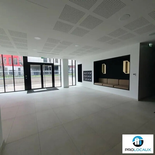 Bureau dans Grenoble à vendre - Photo de l’immeuble – Image 1 sur 12