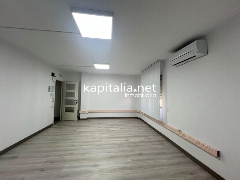 Local commercial dans Ontinyent, Valencia à vendre - Photo de l’immeuble – Image 3 sur 8