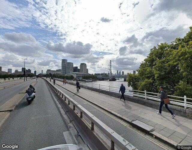 Course Rd, Ascot à louer - Photo de l’immeuble – Image 3 sur 3