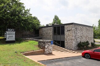 Plus de détails pour 820 NE 63rd St, Oklahoma City, OK - Bureau à vendre