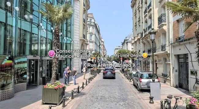 Plus de détails pour Local commercial à louer