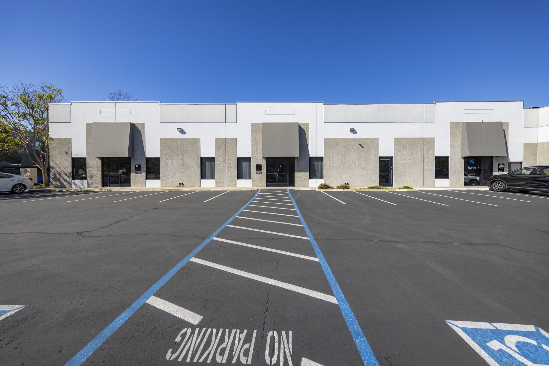 6790 Top Gun St, San Diego, CA à louer Photo intérieure– Image 1 sur 2