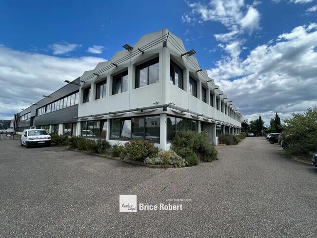 Plus de détails pour 5 Route Du Pérollier, Dardilly - Bureau, Local d'activités à louer