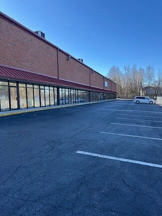 Plus de détails pour 441 Piney Forest Rd, Danville, VA - Bureau à louer
