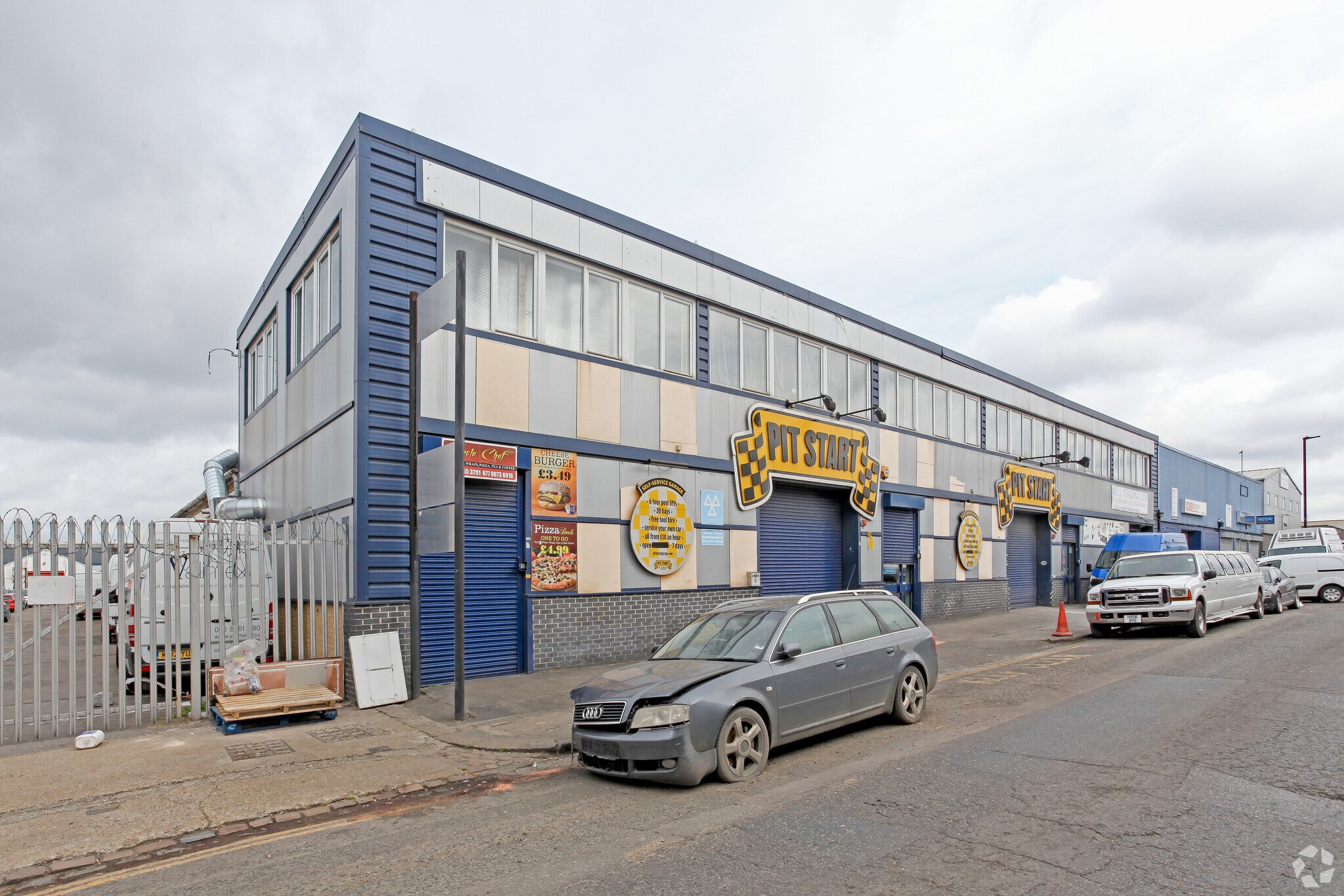 36-38 Standard Rd, Londres à louer Photo principale– Image 1 sur 3