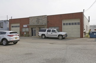 Plus de détails pour 11 Sarah Dr, Farmingdale, NY - Industriel/Logistique à louer