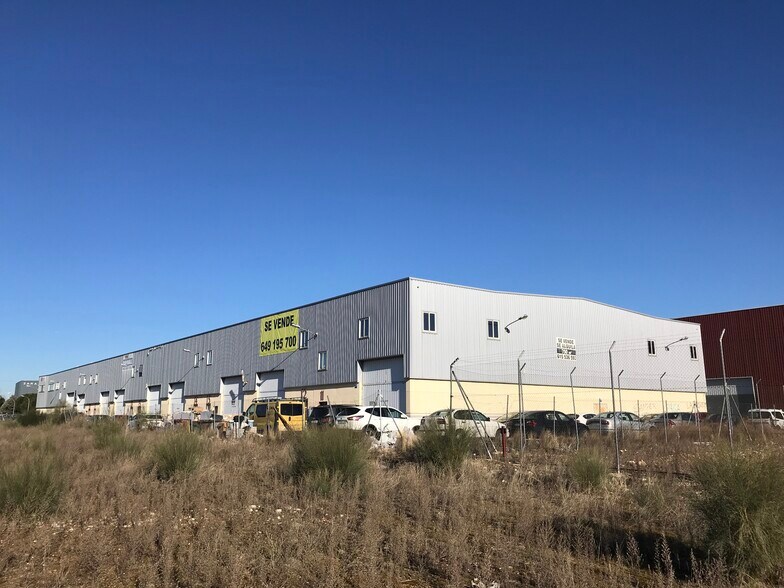 Calle Francisco de Medina Mendoza, 69, Cabanillas del Campo, Guadalajara à vendre - Photo de l’immeuble – Image 2 sur 2