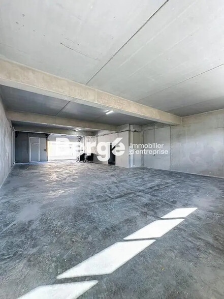 Industriel/Logistique dans Valbonne à louer - Photo intérieure – Image 3 sur 7