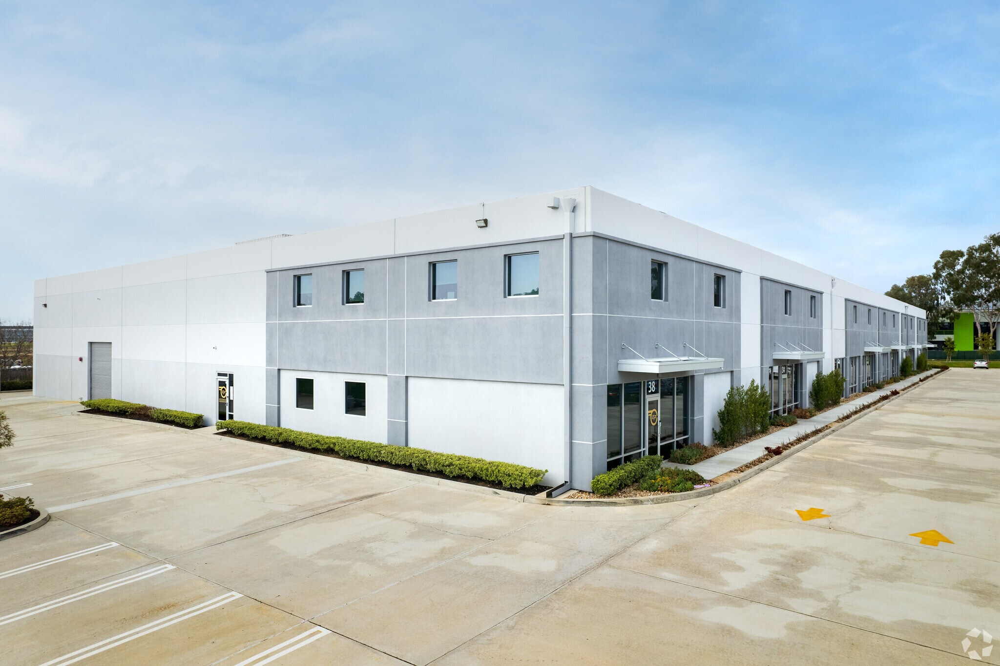 18-36 Thomas, Irvine, CA à vendre Photo de l’immeuble– Image 1 sur 16
