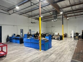 8728 Utica Ave, Rancho Cucamonga, CA à louer Photo intérieure– Image 2 sur 5