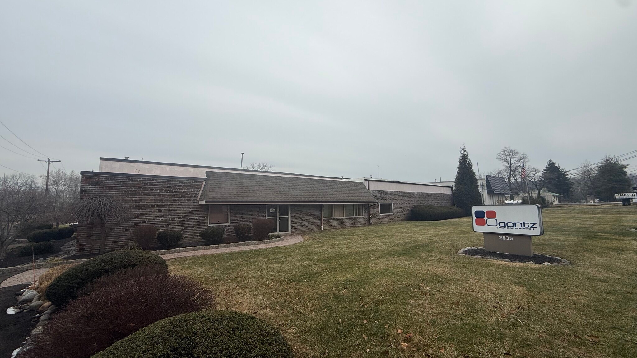 2835 Terwood Rd, Willow Grove, PA à louer Photo de l’immeuble– Image 1 sur 4