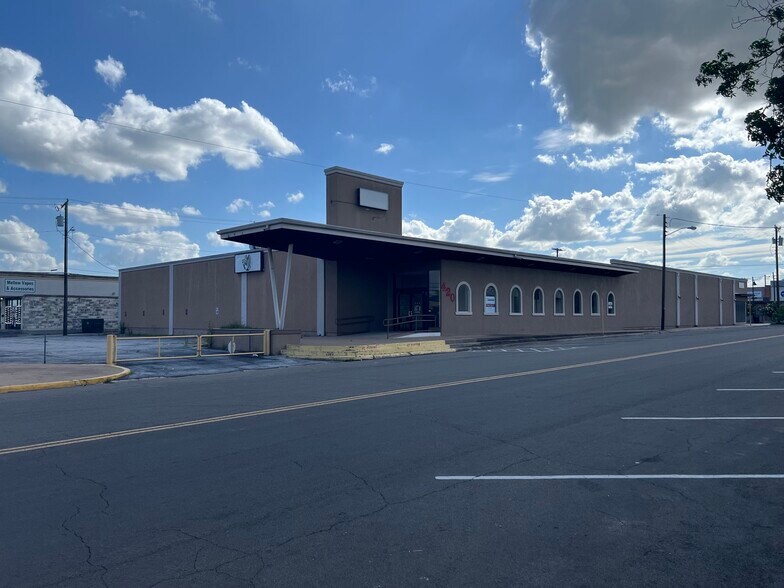 420 E Ave C, Killeen, TX à vendre - Photo de l’immeuble – Image 1 sur 25