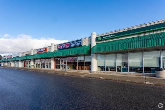 875 Highland Rd W, Kitchener, ON à louer - Photo de l’immeuble – Image 3 sur 4