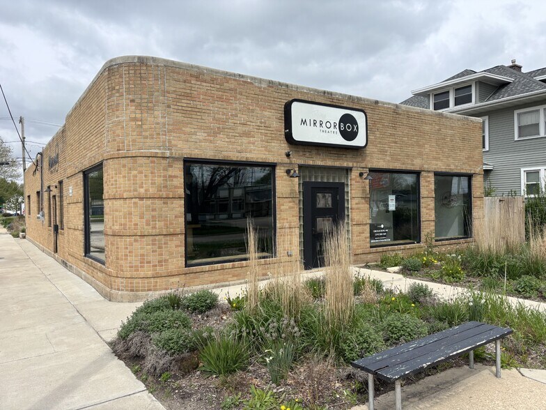 1200 Ellis Blvd NW, Cedar Rapids, IA à louer - Photo de l’immeuble – Image 1 sur 13