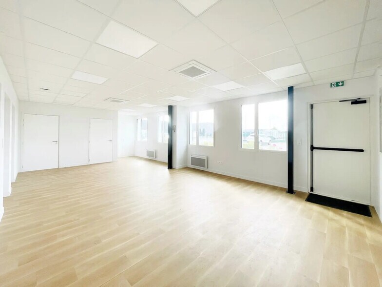 Local d’activités dans Beauvais à louer - Photo intérieure – Image 3 sur 11