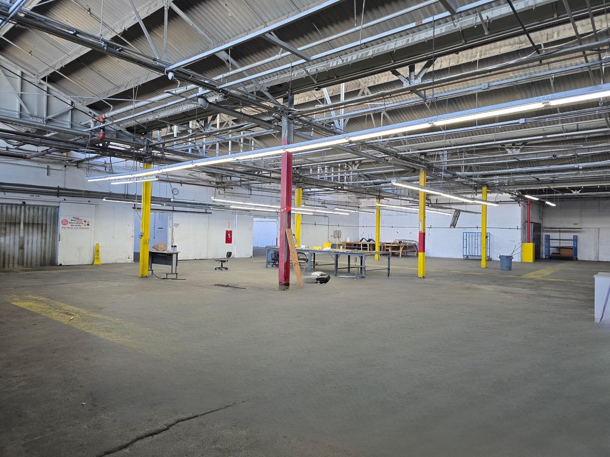 1370 Esperanza St, Los Angeles, CA à louer Photo intérieure– Image 1 sur 5