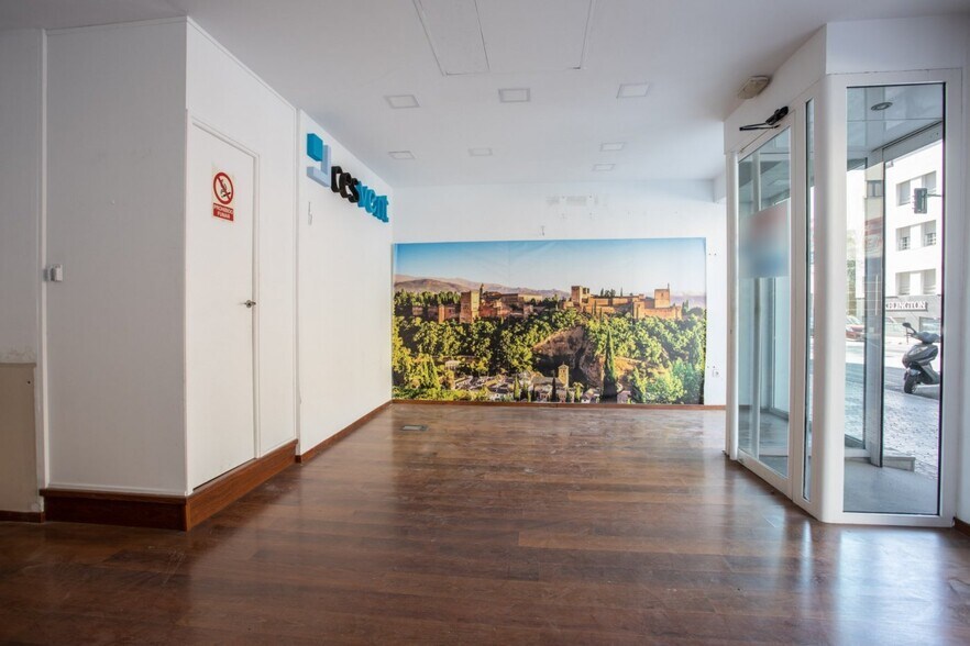 Calle Arabial, 75, Granada, Granada à vendre - Hall d’entrée – Image 3 sur 11