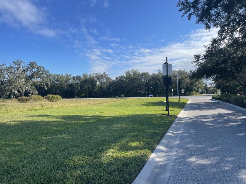8821 Moon Lake Rd, New Port Richey, FL à vendre - Autre – Image 3 sur 11