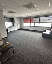 1041 N Mansfield Ave, Los Angeles, CA à louer Photo intérieure– Image 1 sur 5