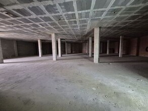 Local commercial dans Ávila, Ávila à louer Photo intérieure– Image 2 sur 4