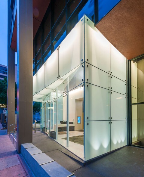 823 Congress Ave, Austin, TX à louer - Photo de l’immeuble – Image 2 sur 51