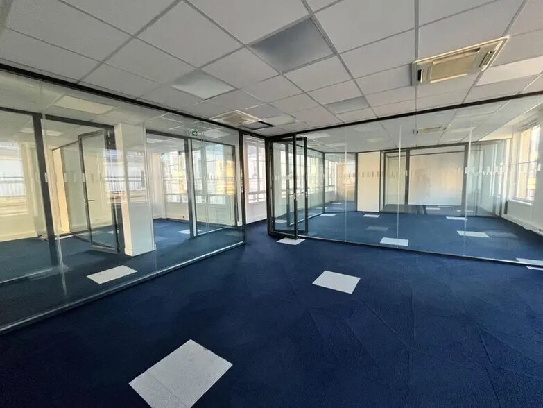 38 Rue Jean Mermoz, Paris à louer - Photo intérieure – Image 1 sur 34