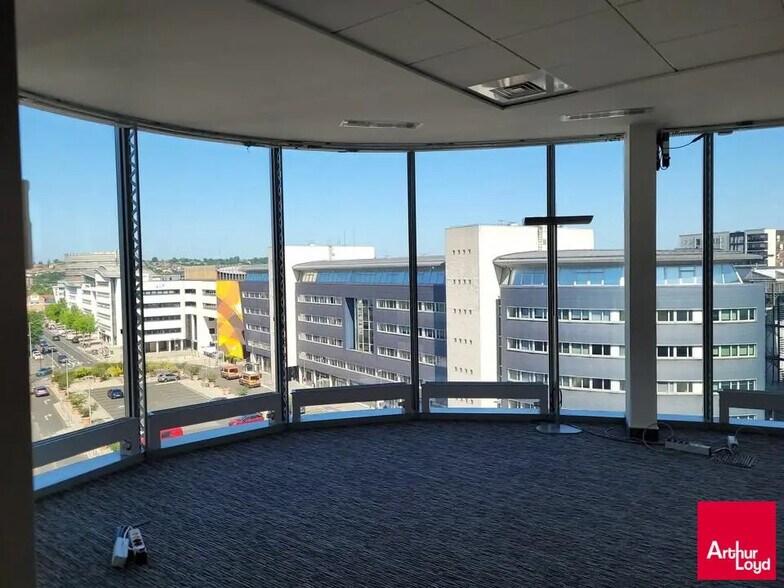 Bureau dans Le Mans à louer - Photo de l’immeuble – Image 1 sur 3