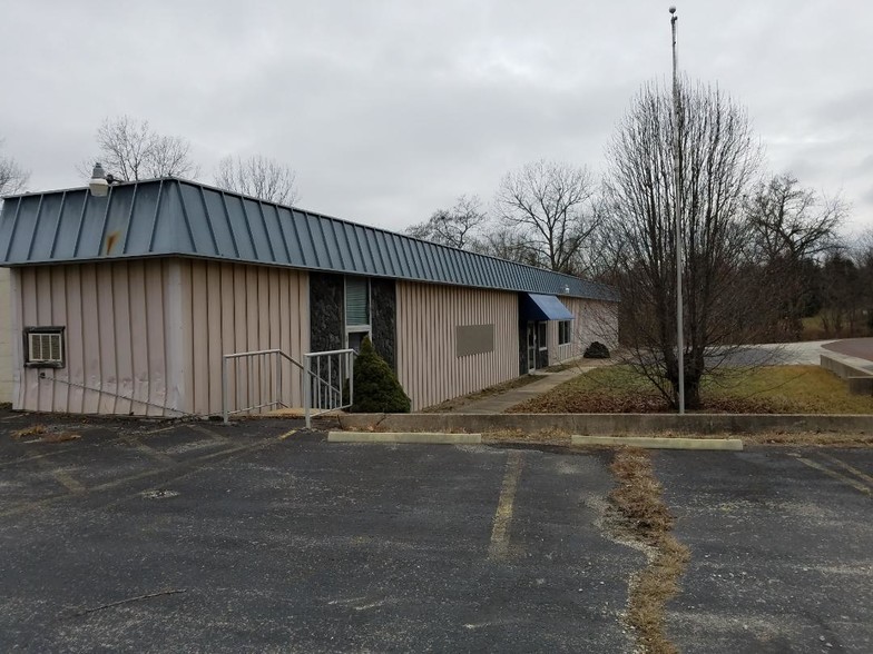 726 E Gracia Ave, Marceline, MO à louer - Autre – Image 1 sur 5