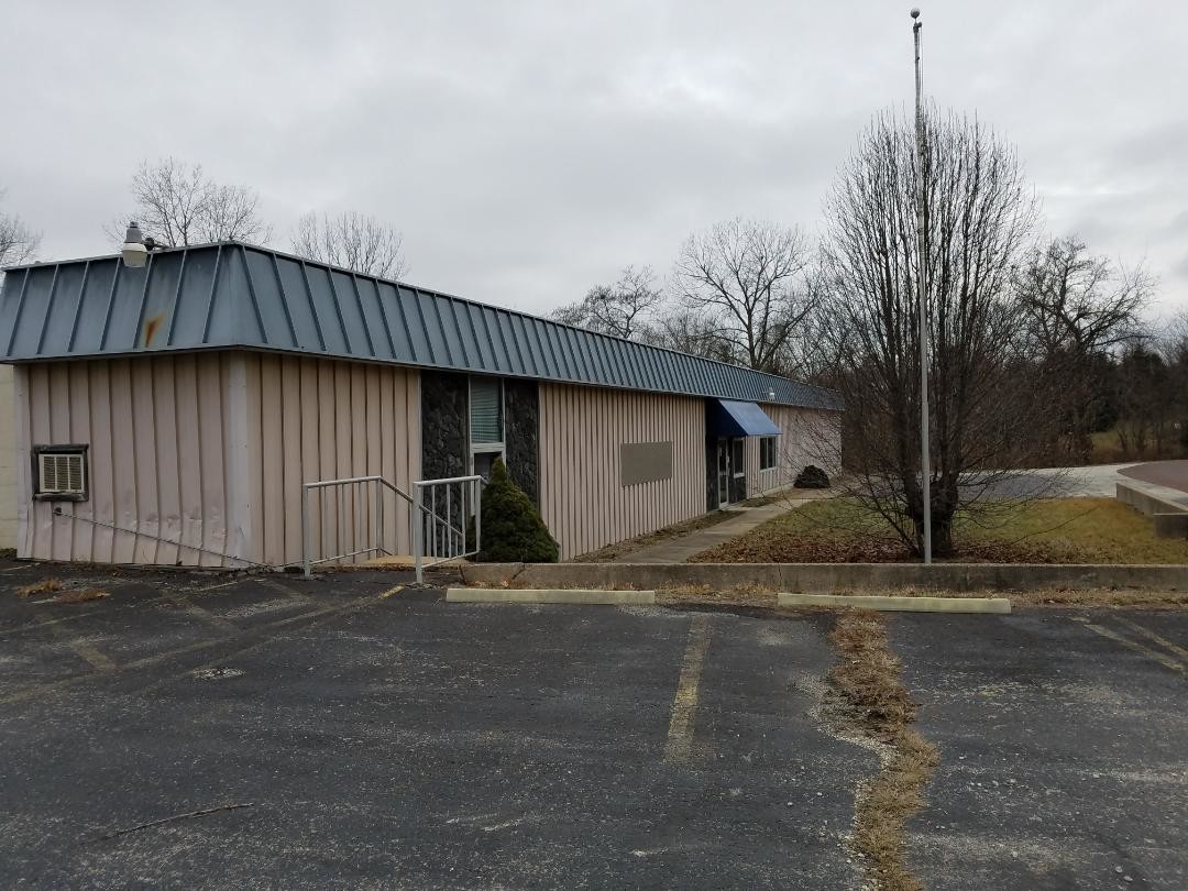 726 E Gracia Ave, Marceline, MO à louer Autre– Image 1 sur 6