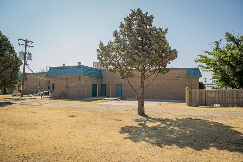 9712 8th Dr, Lubbock, TX à louer - Photo de l’immeuble – Image 3 sur 8