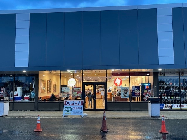 321 State Route 440, Jersey City, NJ à louer Photo intérieure– Image 1 sur 3