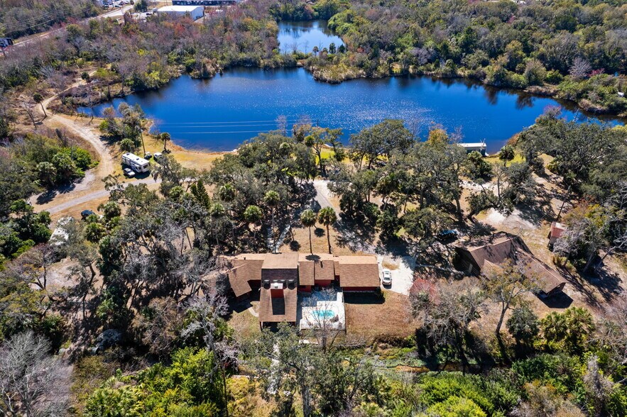 8301 Congress St, Port Richey, FL à vendre - Photo principale – Image 1 sur 98