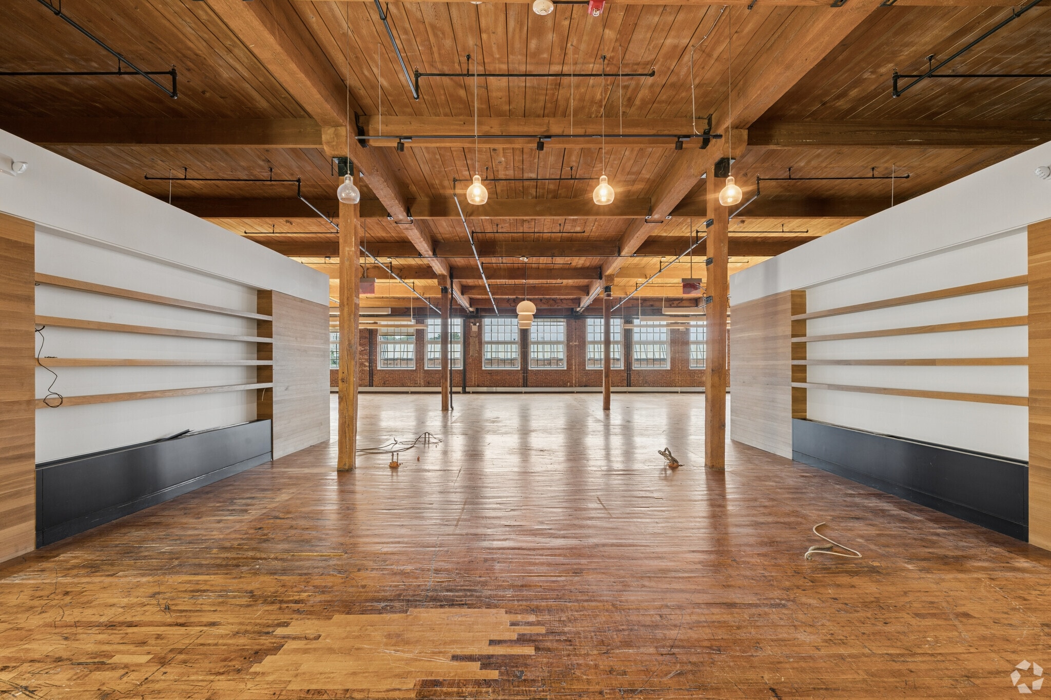 1 Bridge St, Irvington, NY à louer Autre– Image 1 sur 8