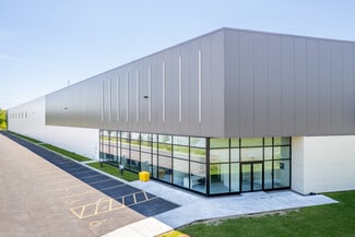 Plus de détails pour 860 St Turnbull, Beauharnois, QC - Industriel/Logistique à vendre