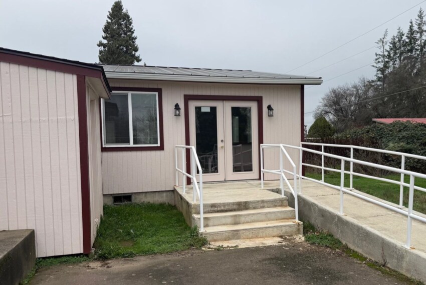 33789 Highway 99E, Tangent, OR à louer - Photo de l’immeuble – Image 2 sur 7