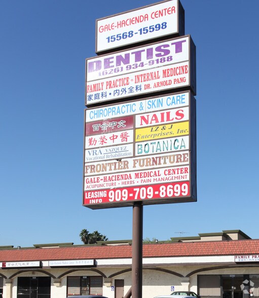 15570 Gale Ave, City Of Industry, CA à louer - Photo de l’immeuble – Image 2 sur 6