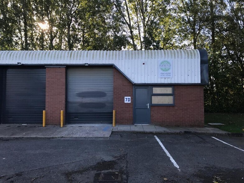 7B Harrier Rd, Barton Upon Humber à louer - Photo de l’immeuble – Image 1 sur 1